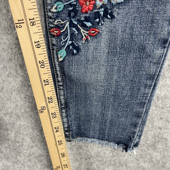 Reba Embroidered Skinny Jeans Womens 6 Floral Raw Hem Cropped Medium Rise Boho - Picture 6 of 13